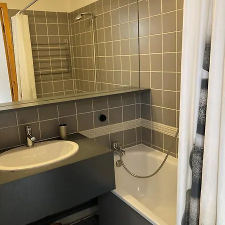 A Belle Plagne Au Pied Des Pistes Apartment *